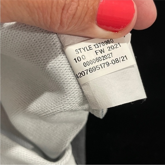 Under Armour Women's Terry Gradient Crewneck Sweatshirt Women's Size XS NWT - Picture 6 of 9